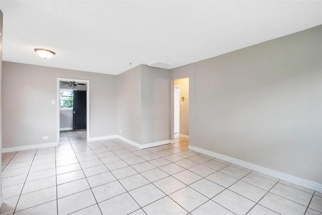 Building Photo - 76 S Canosa Way