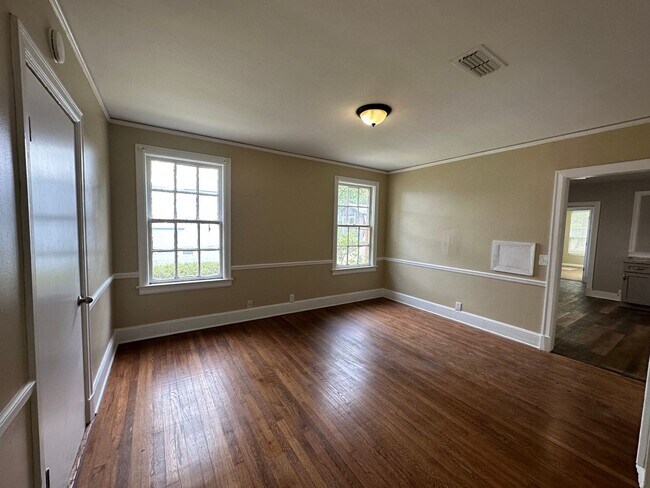 Foto del edificio - 3339 S Perry St