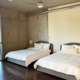 Foto del edificio - 353 E Bonneville Ave