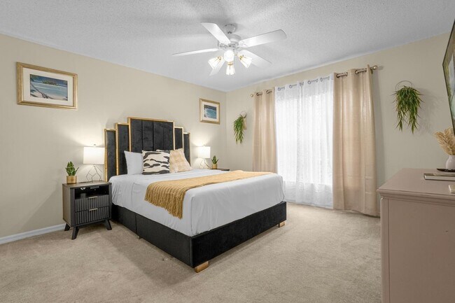 Foto del edificio - 8067 White Crane Ct