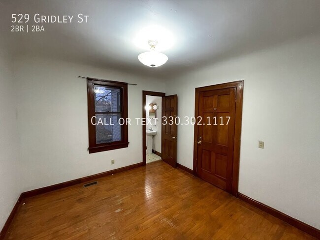 Foto del edificio - Two bedroom two bathroom home for rent