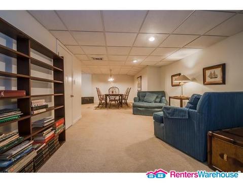 Foto del edificio - 305 Beachland Dr NE