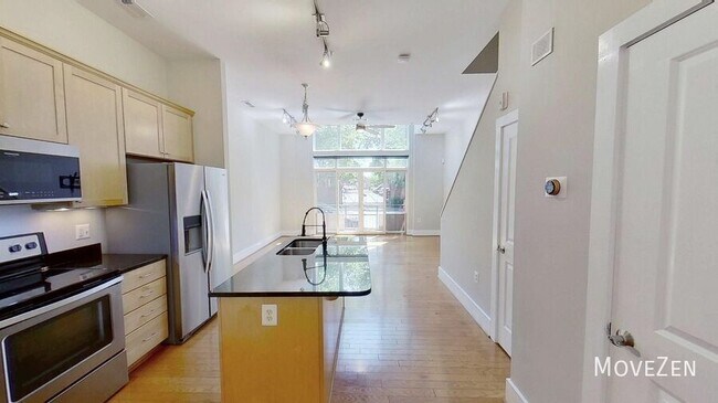 Foto del edificio - 444 S Blount St