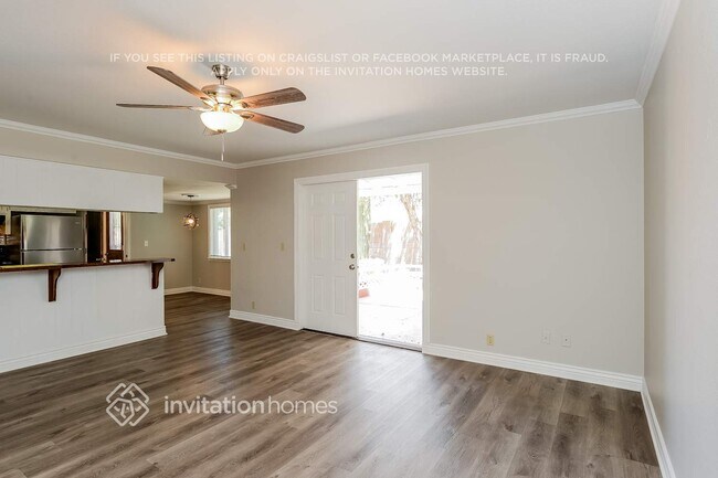 Building Photo - 3140 E Caballero St