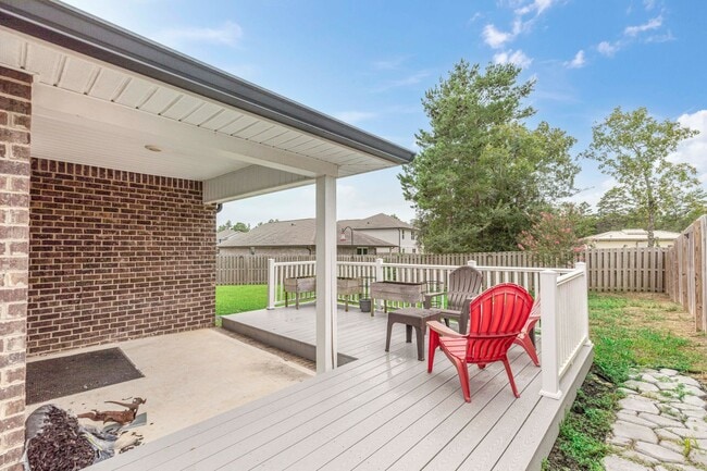 Foto del edificio - 4BR/2BA Home in Redstone Commons