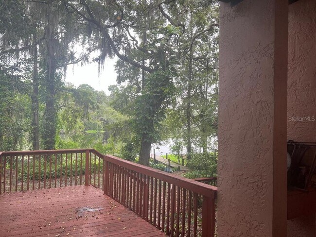 Foto del edificio - 6000 River Trace Rd