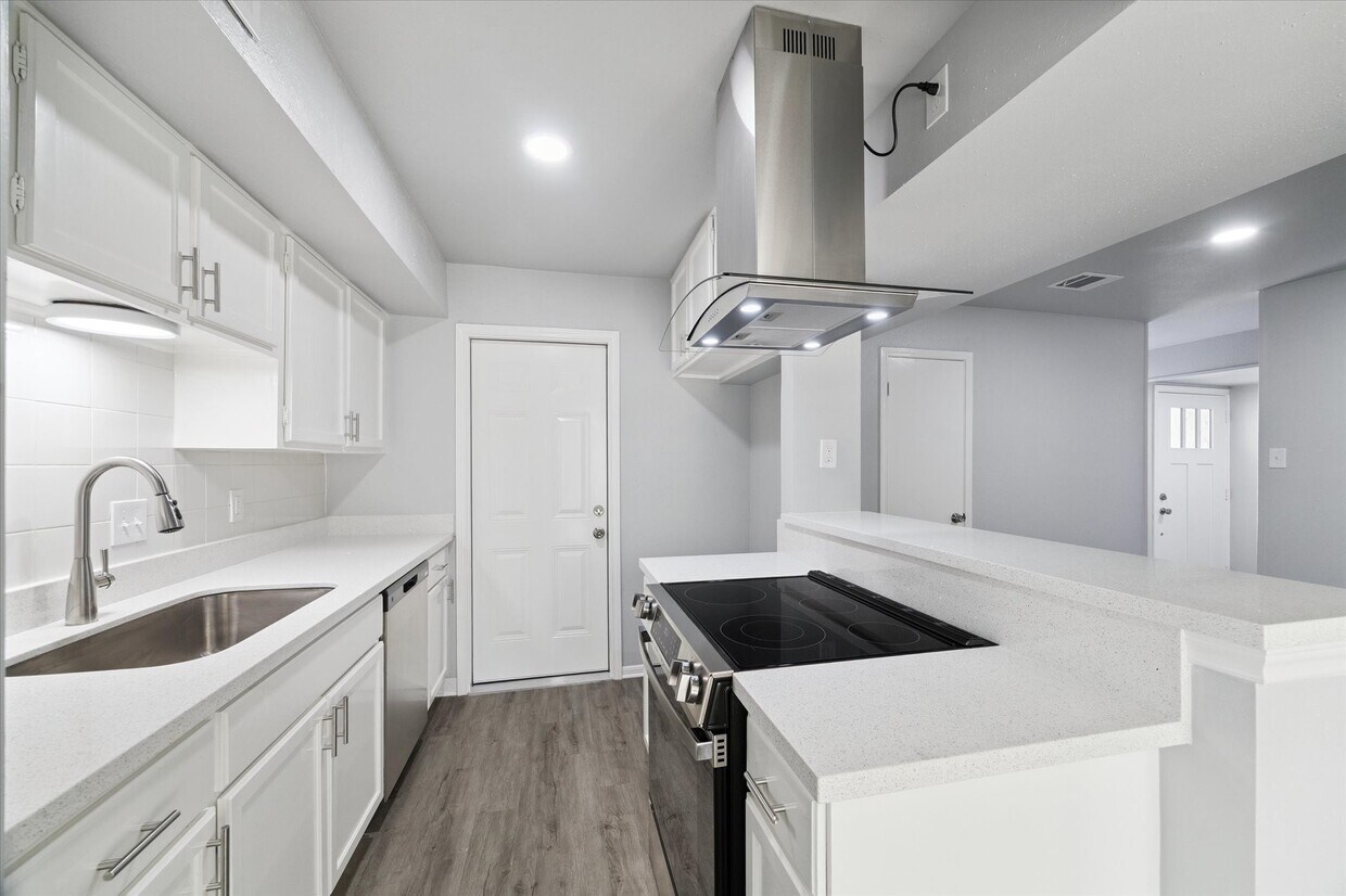 Foto principal - 4406 Stanford Ct