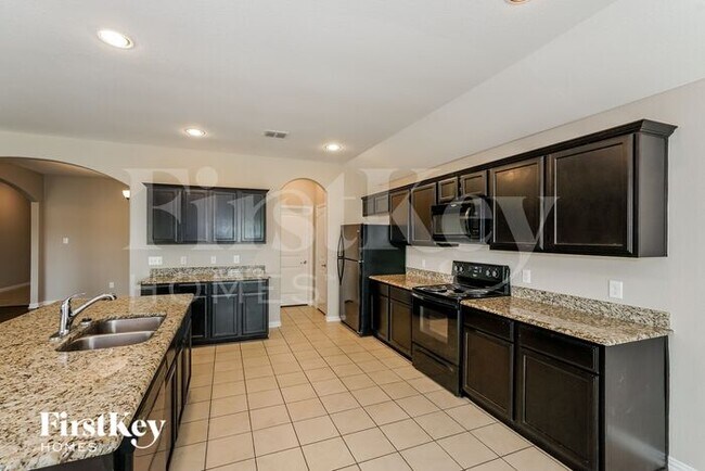 Foto del edificio - 712 Woodcrest Drive