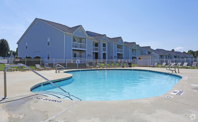 Pool Area - Brentwood Chase