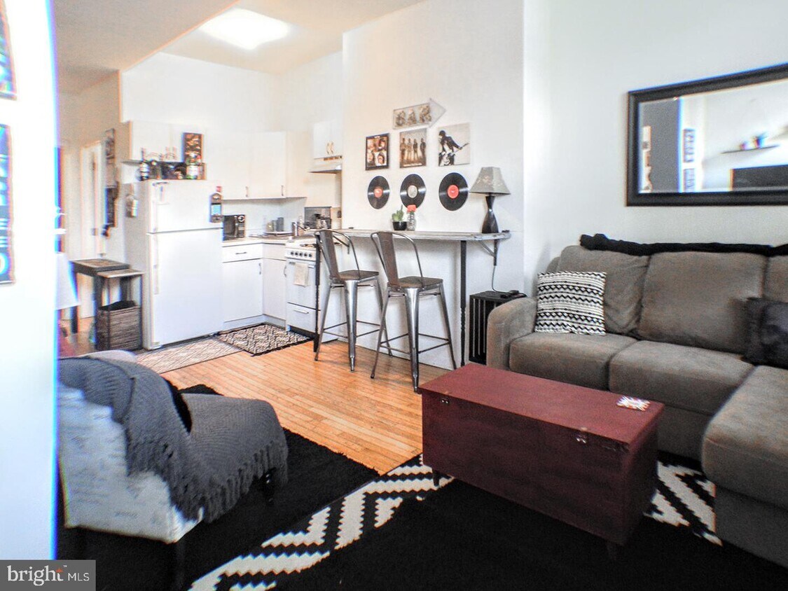 Foto principal - 958 N 2nd St