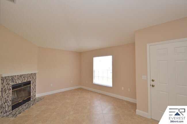 Building Photo - 9 Prince Kaarel Ln