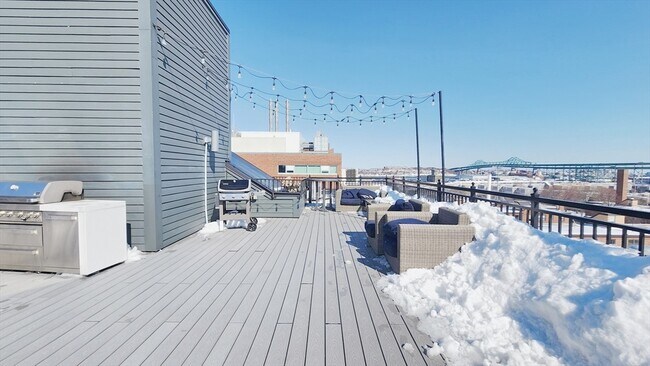 Foto del edificio - 30 Polk St