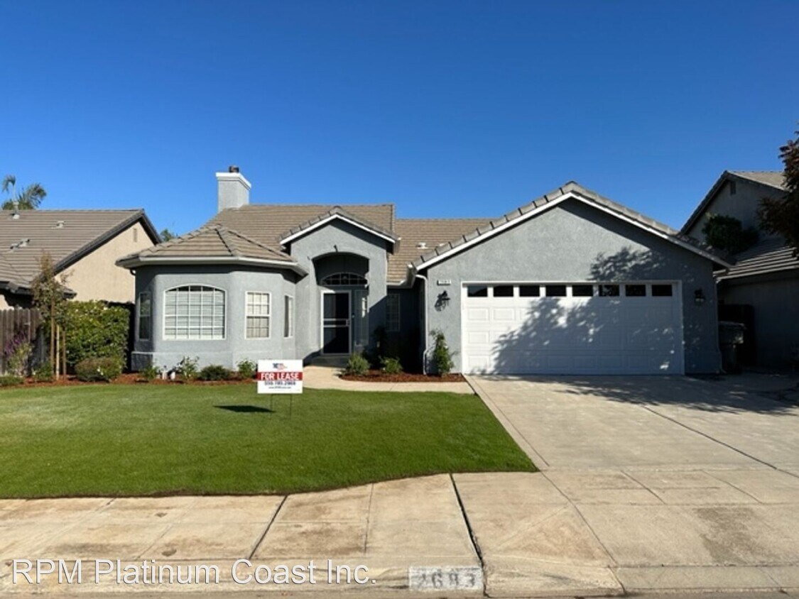 3 br, 2 bath House 2683 Celeste Ave House Rental in Clovis, CA
