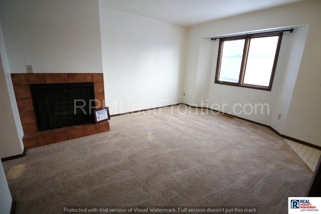 Building Photo - 7140 Bearfoot Dr