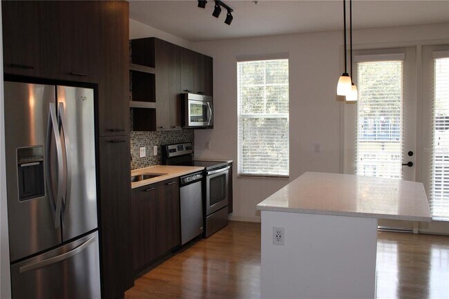 Foto del edificio - 1780 Lakemont Ave