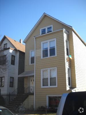 Building Photo - 3423 N Paulina St