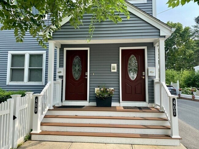 Building Photo - 407 Trapelo Rd