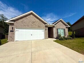 Building Photo - 4018 Rockland Cir SE
