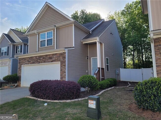 Building Photo - 573 Arrowhead Dr