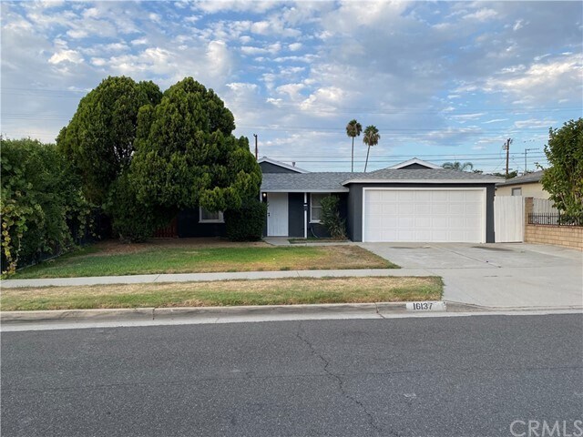 Foto del edificio - 16137 Sigman St