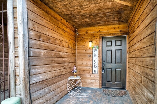 Photo - 10912 Gulf Fwy Apartment