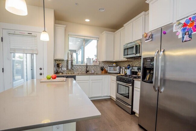 Foto del edificio - 7401 Pantherpaw St