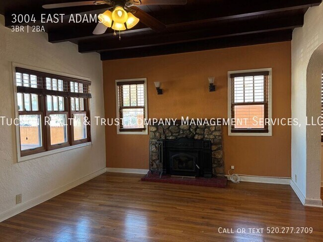 Foto del edificio - 3004 EAST ADAMS-