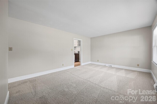 Foto del edificio - 4827 Harcourt Ln