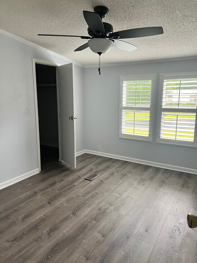 Foto principal - 804 43rd Ave