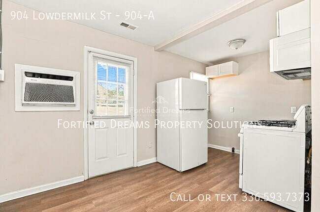 Foto del edificio - 904 Lowdermilk St
