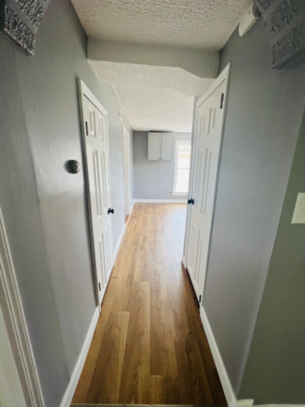 Foto del edificio - 613 E Cherry St