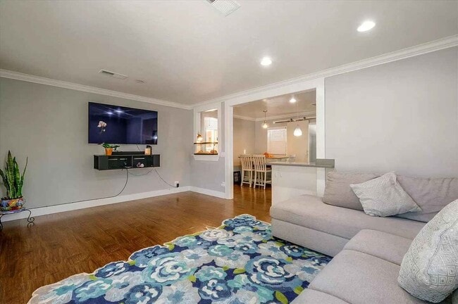 Foto del edificio - 1955 Wingate Way