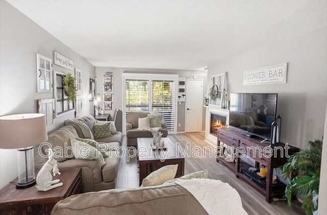 Building Photo - 20305 Rue Crevier