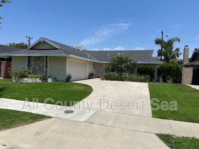 Photo - 16602 Cooper Ln House