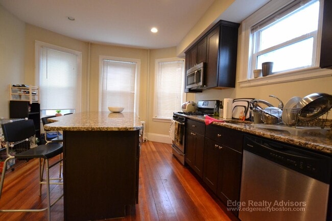 Foto del edificio - 74 Leicester St