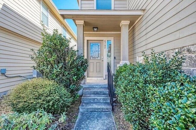 Building Photo - 8705 Blackvireo Dr