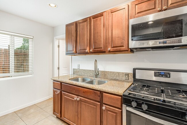 Photo - 14993 Yucca Ave - Unit #A Apartment