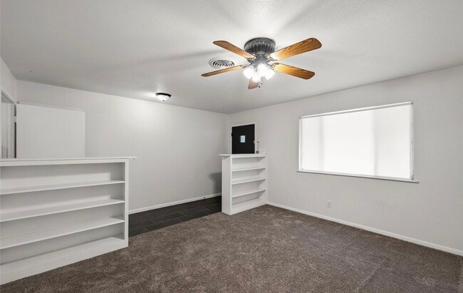 Building Photo - 8718 Panther Dr