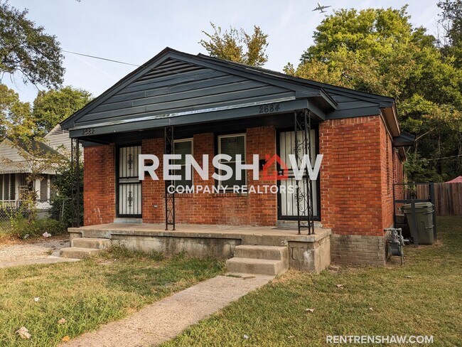 Building Photo - Renovated 2 Bed / 1 Bath - Duplex - Move i...
