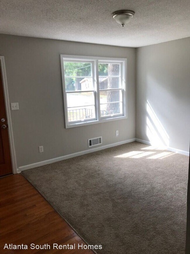 Building Photo - 4 br, 2 bath House - 59 Spence Ave