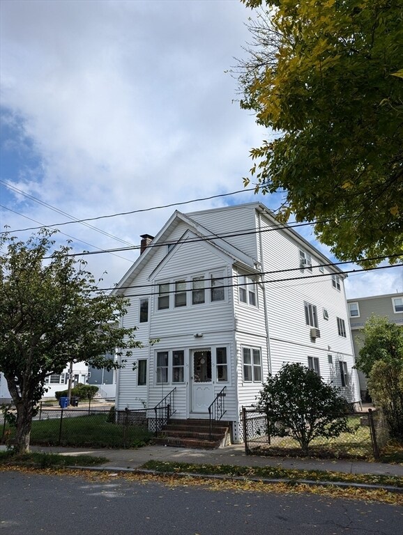 Primary Photo - 13-15-15 Rawson Rd
