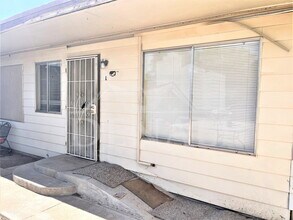 Building Photo - 1211 W Apache Trail