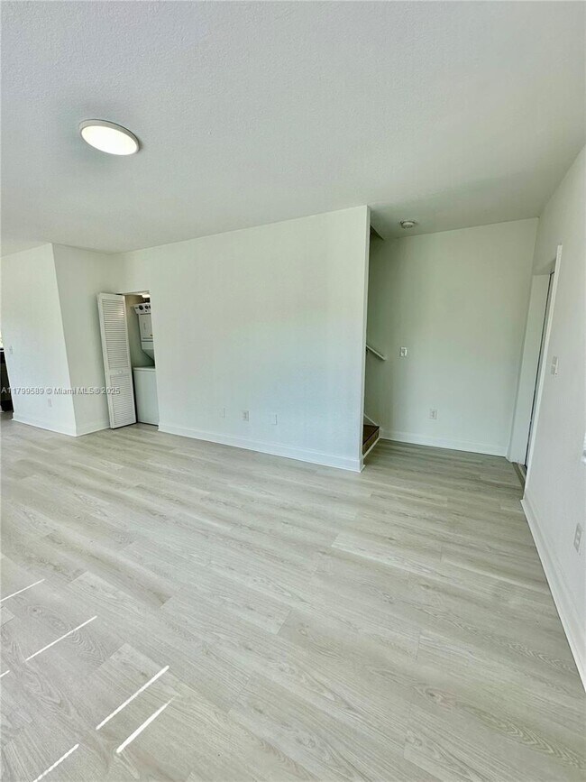 Building Photo - 434 NW 85th Street Rd