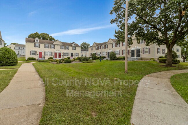 Foto del edificio - 2511 Kent Town Pl