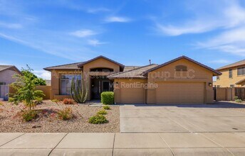 Building Photo - 7017 W Greenbriar Dr