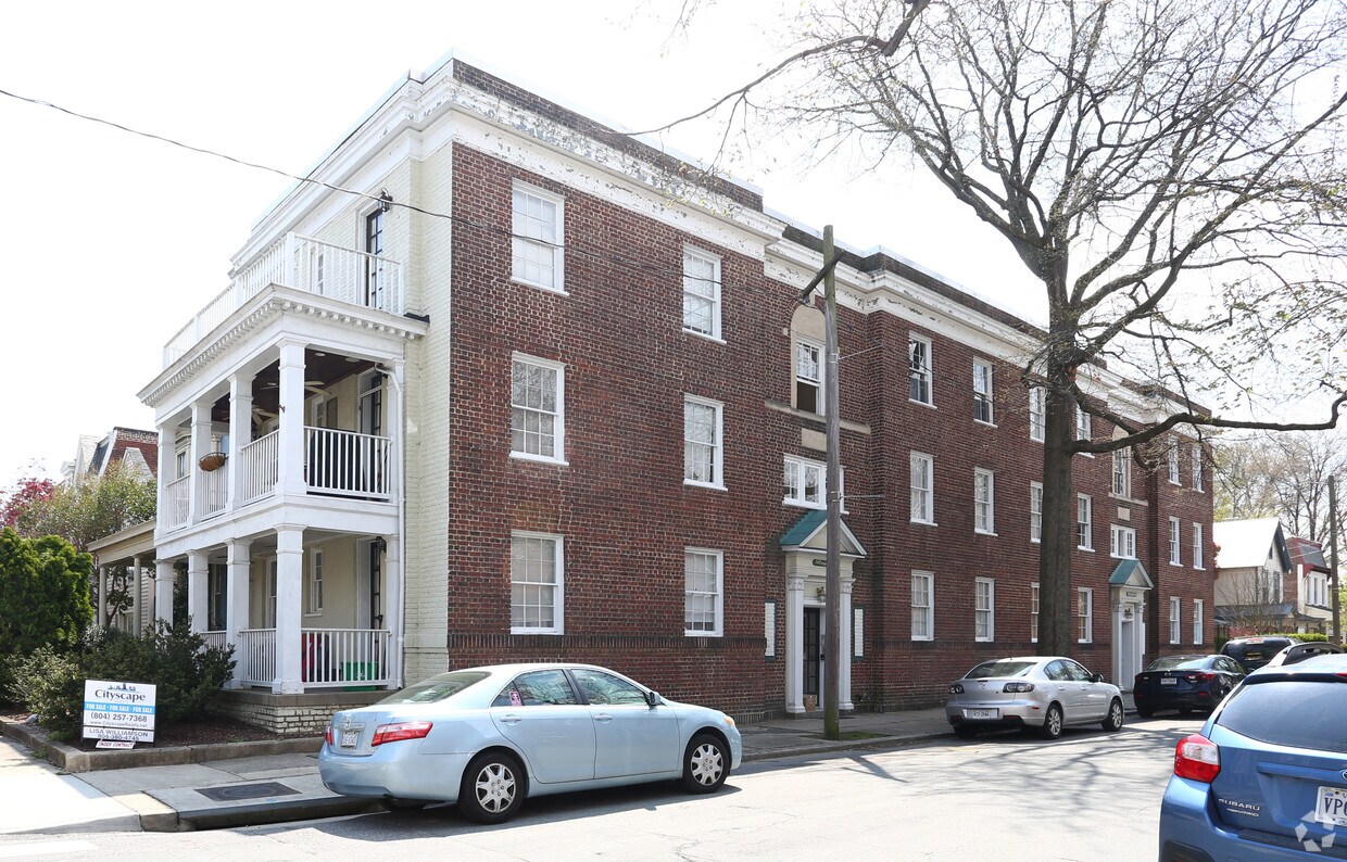 Building Photo - 2923 Floyd Ave