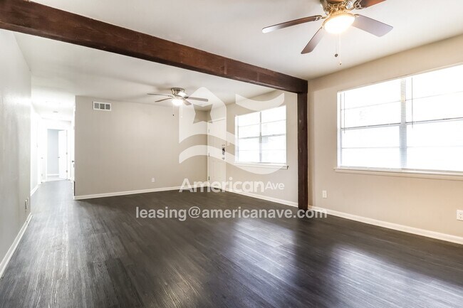 Foto del edificio - 5500 Allen St