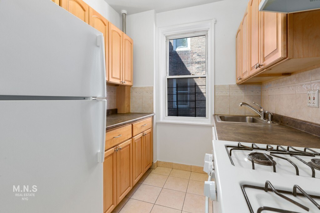 3300 Netherland Ave Unit 5L, Bronx, NY 10463 Apartment for Rent in Bronx, NY