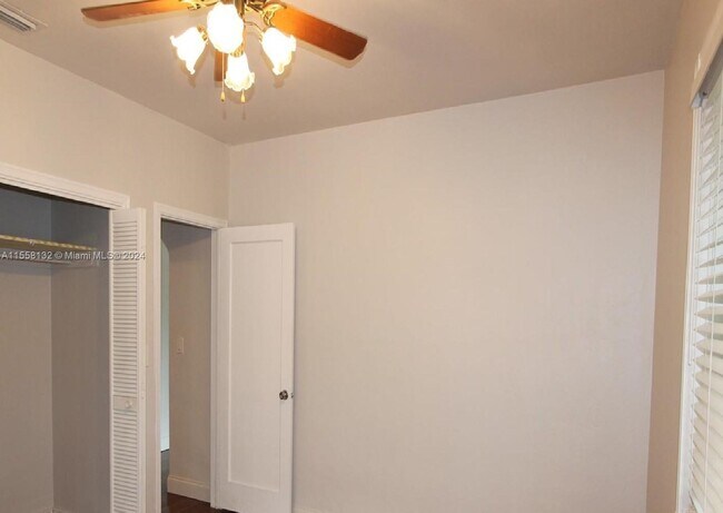 Foto del edificio - 2920 SW 38th Ct