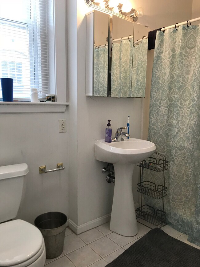 Foto del edificio - 79 Gibbs St